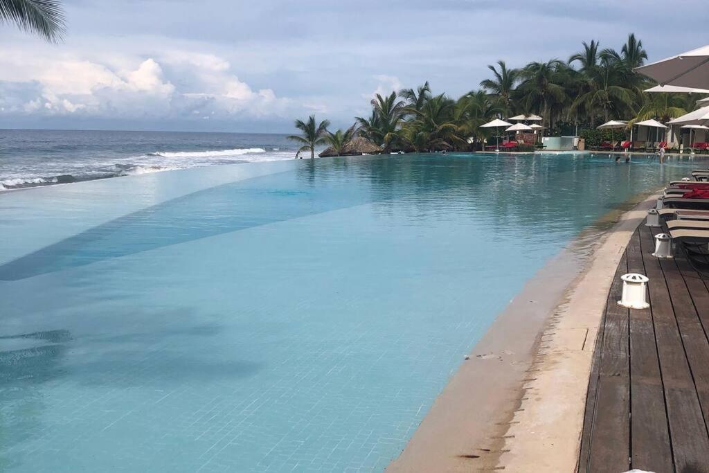 Bay View Grand Marina Ixtapa Condo En Pie De Playa Luaran gambar