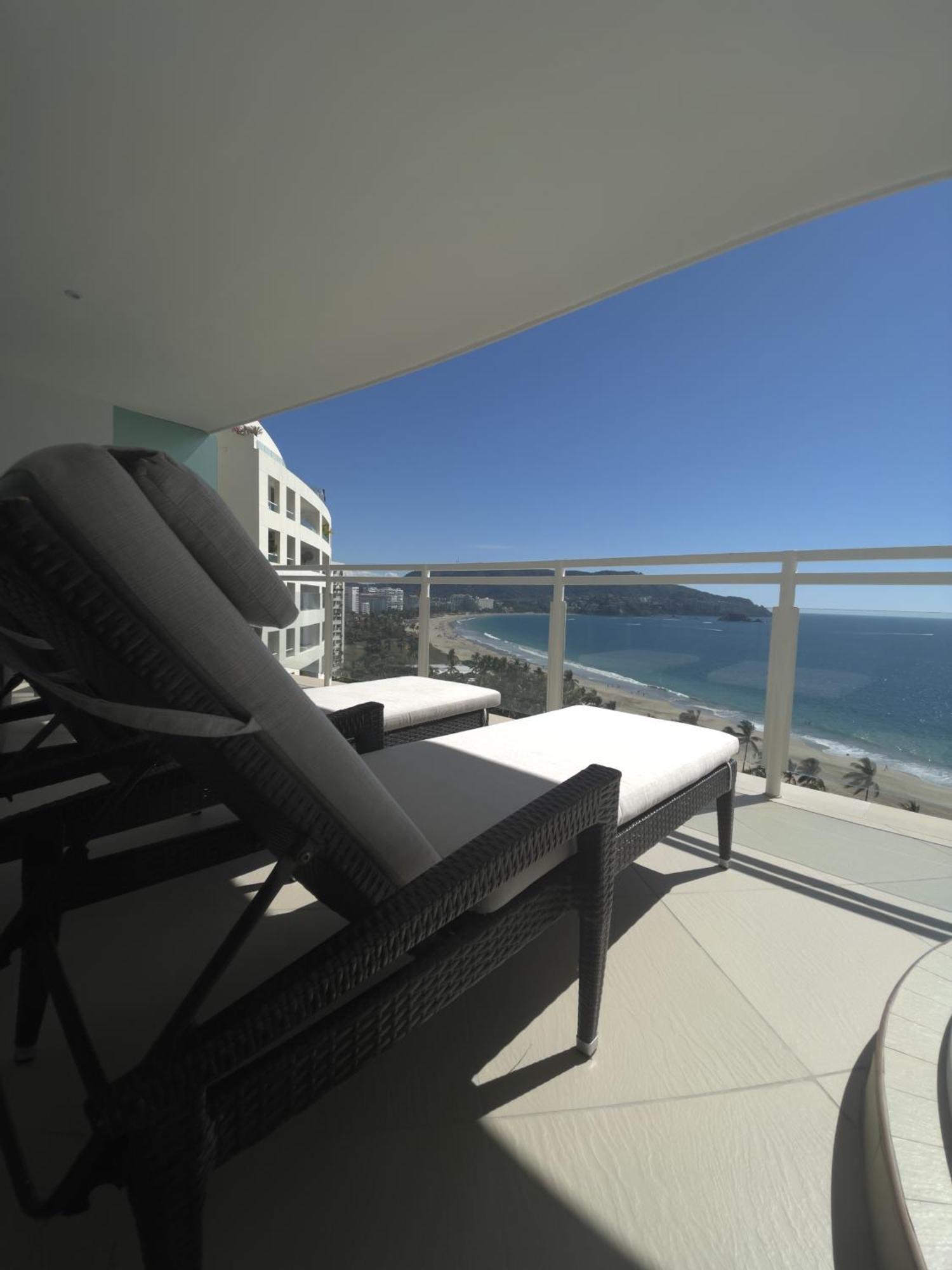 Bay View Grand Marina Ixtapa Condo En Pie De Playa Luaran gambar